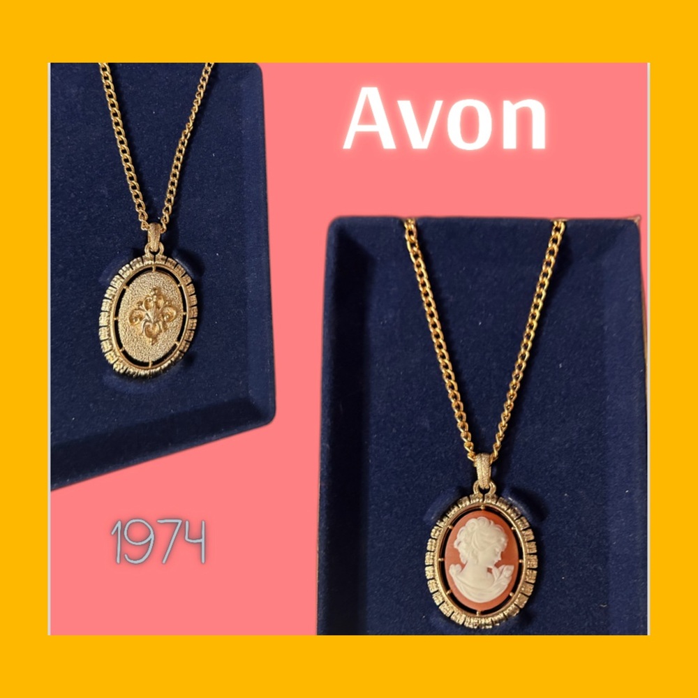 Vintage 1974 Avon Cameo Pendant w/ Chain